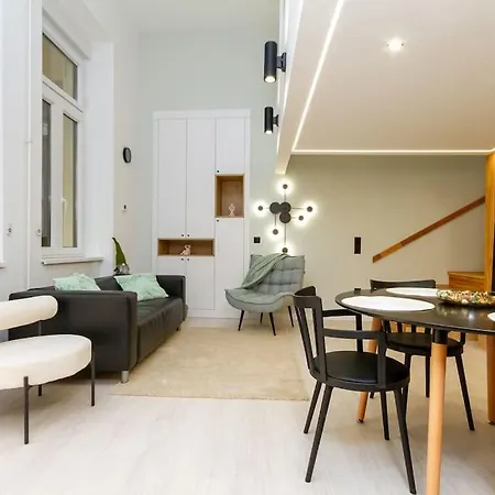 2 Bedroom W Ac Extravagant Gallery Loft By Newave Apartament Budapeszt