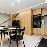 2 Bedroom W Ac Extravagant Gallery Loft By Nw * Budapest