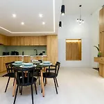 2 Bedroom W Ac Extravagant Gallery Loft By Nw Apartment