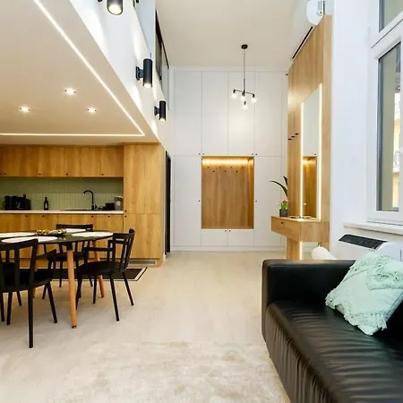 2 Bedroom W Ac Extravagant Gallery Loft By Nw *
