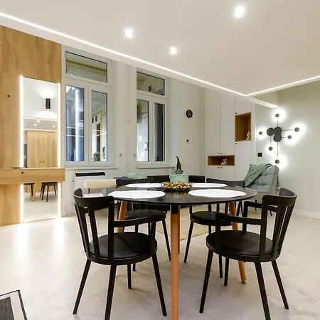 Apartman 2 Bedroom W Ac Extravagant Gallery Loft By Newave *