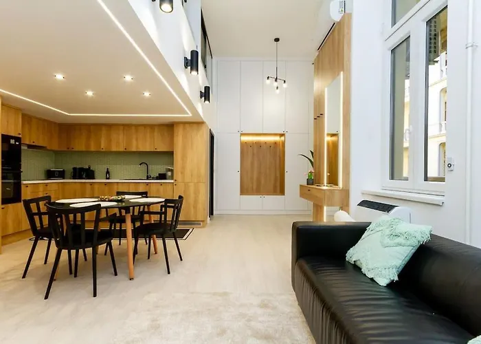 2 Bedroom W Ac Extravagant Gallery Loft By Newave *