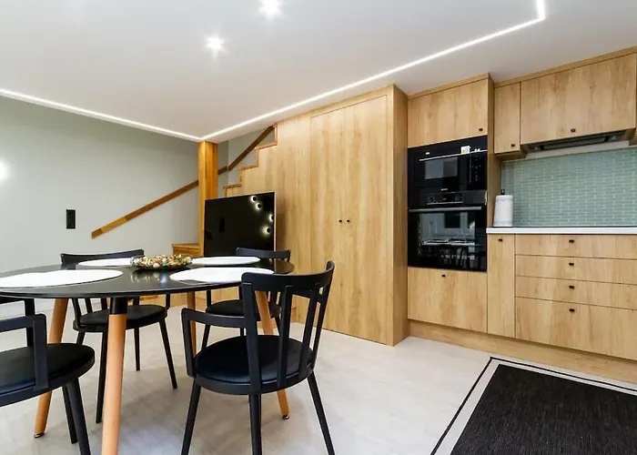 2 Bedroom W Ac Extravagant Gallery Loft By Newave * Budapest